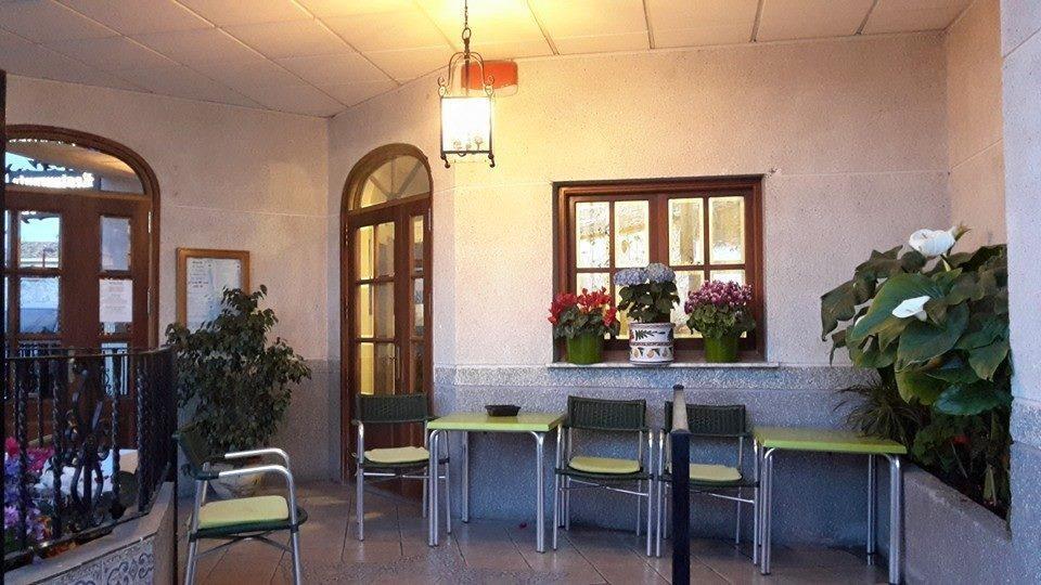 Hotel Condes De Bunol Exterior photo